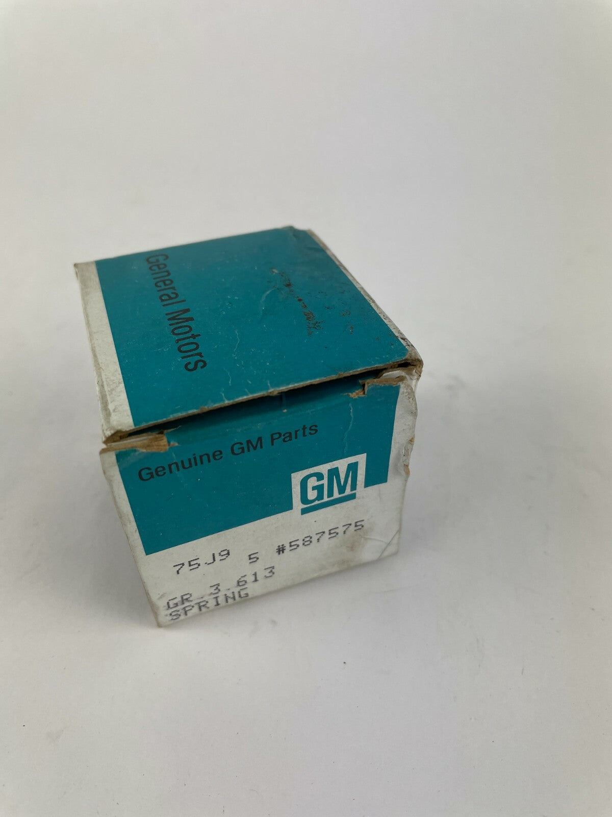 Genuine GM Automotive Part Spring 75J9 A2