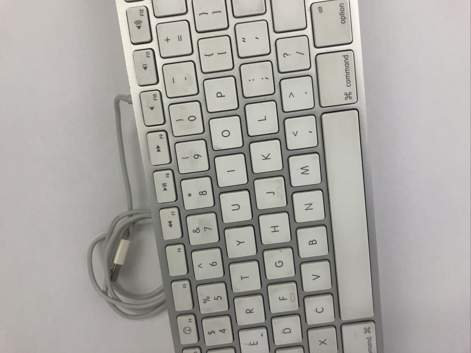 OEM Apple A1243 USB Wired Standard Keypad - White / Silver  - 2