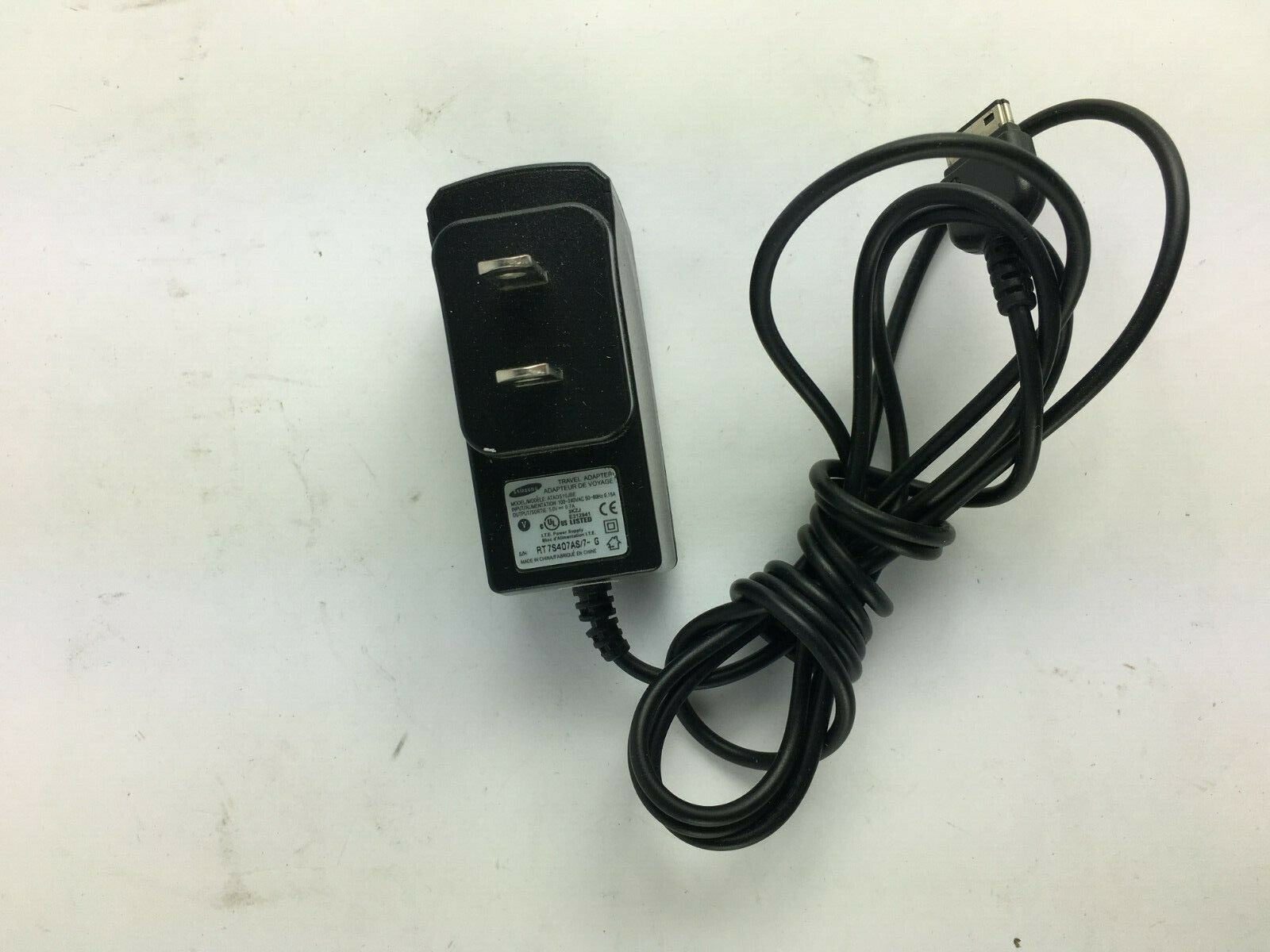 Genuine Samsung ATADS10JBE Output 5V 700mA Power Supply Adapter A22