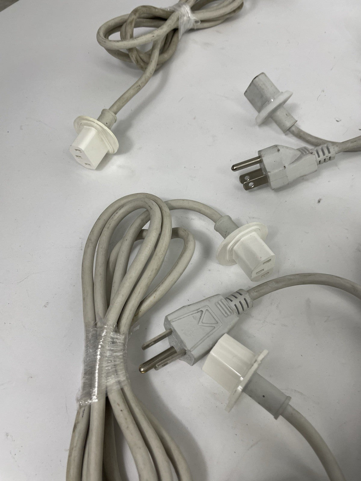 Lot of 16 Apple iMac Power Cords 6ft 2-Prong & 3-Prong OEM Assorted Cables
