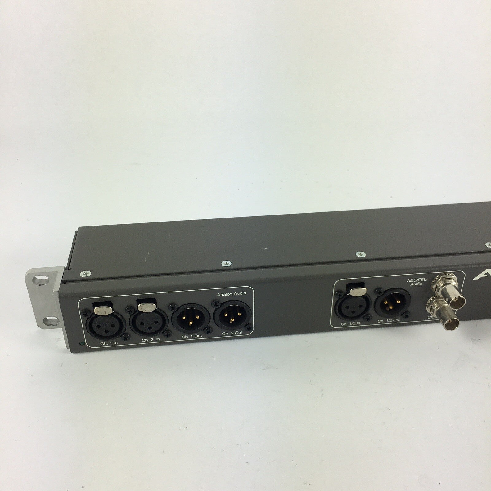 AJA KLBOX 101885 VIDEO EDITING HARDWARE BREAKOUT BOX KONA-LH KONA-LHE KONA-LSE