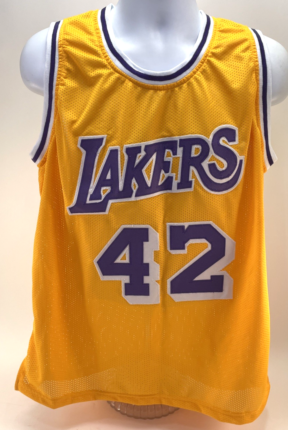 James Worthy BGJ Los Angeles LA Lakers Signed with COA Sticker Yellow Jersey XL
