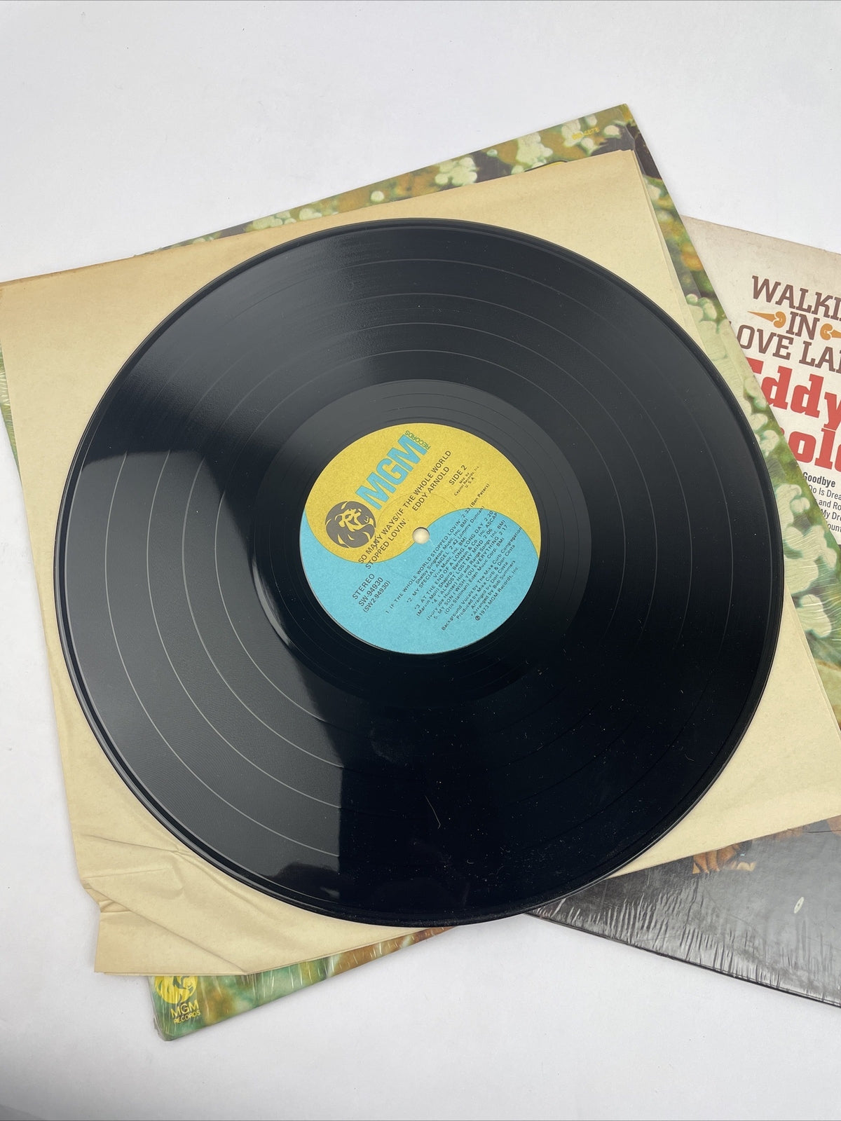2 x Eddy Arnold LP Lot Walkin' in Love Land RCA Vinyl + So Many Ways MGM Records