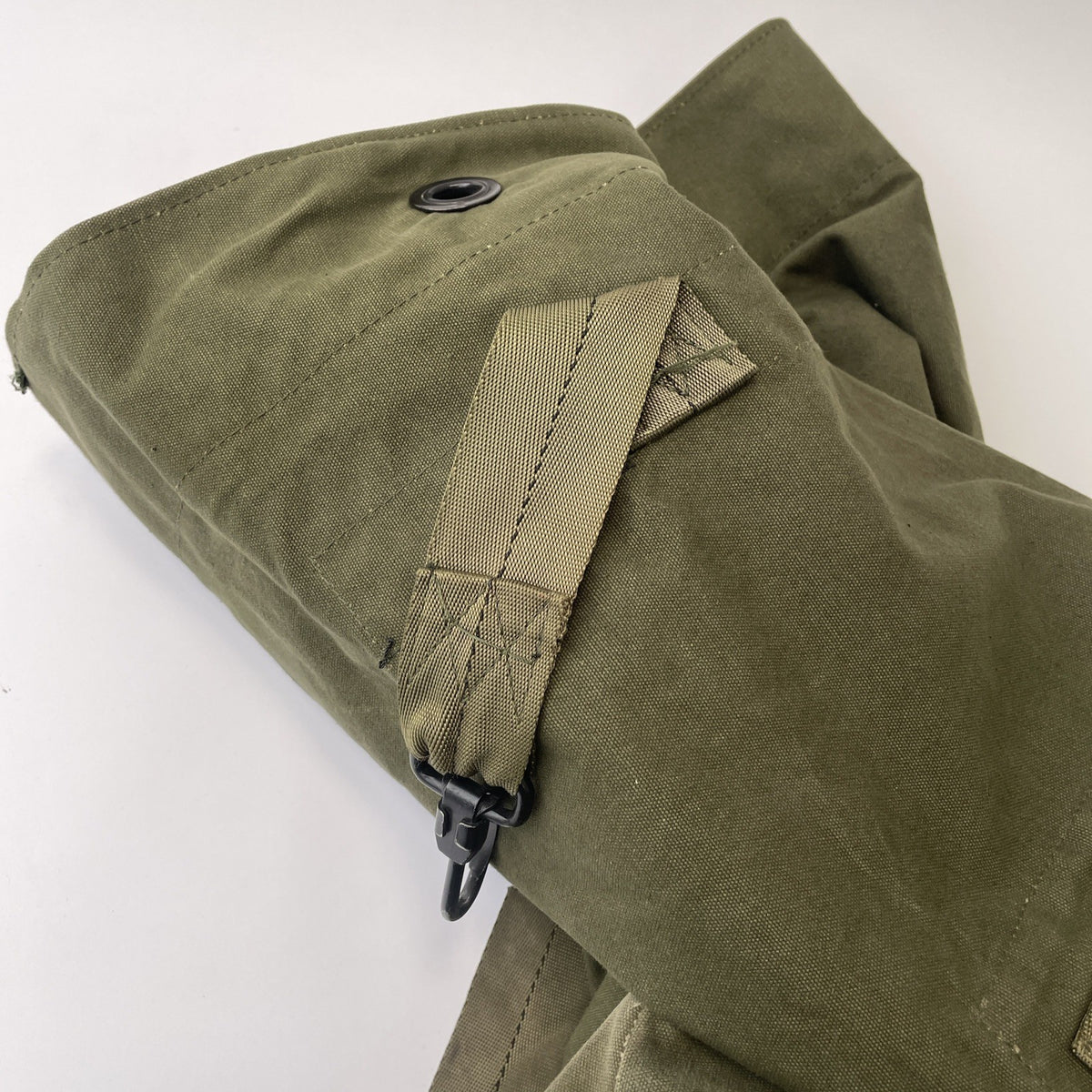 US Army Duffel Bag O.D.7 Type II DSA100-73-C-0490 2 Straps Backpack Rebmar inc