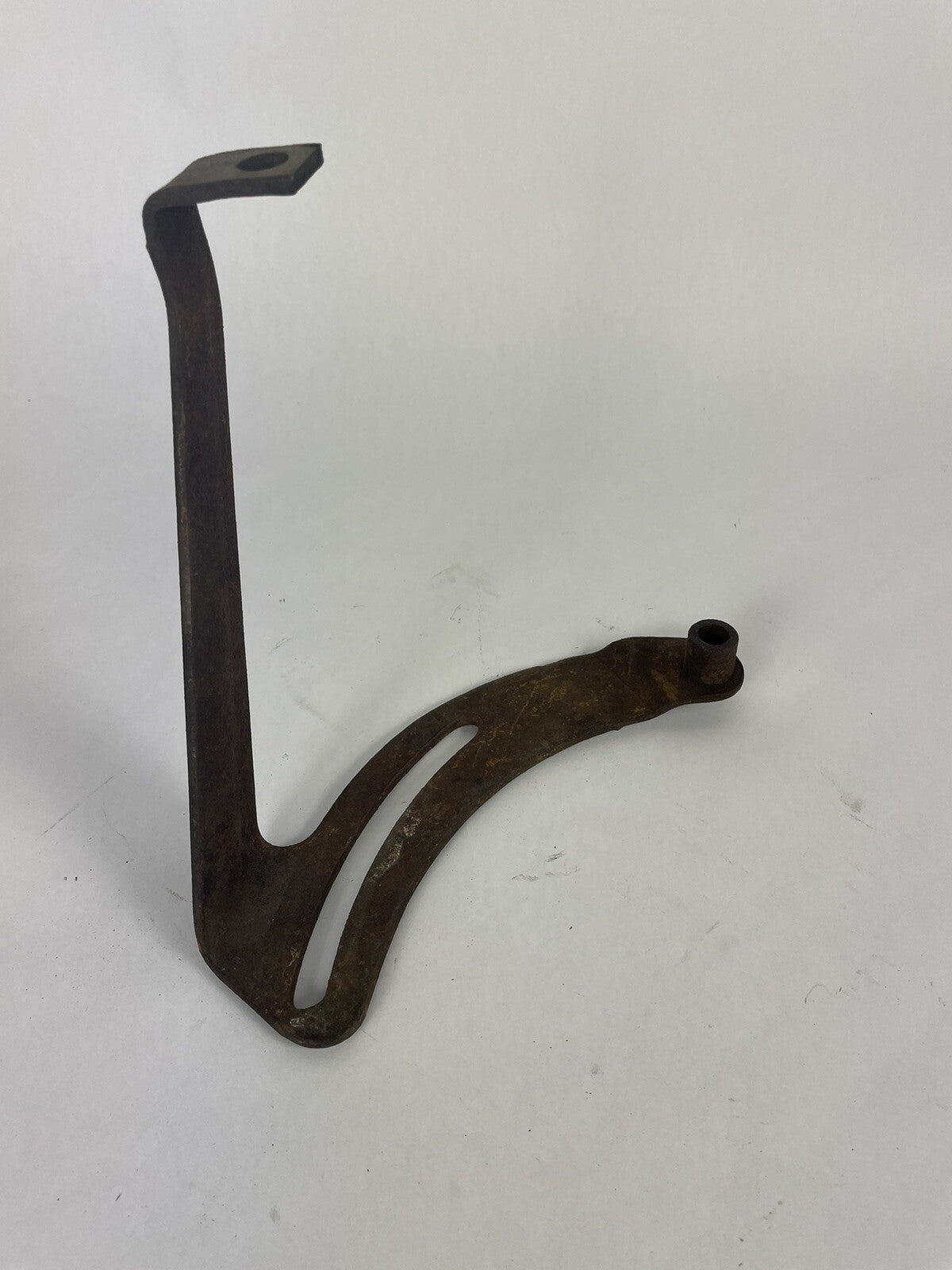 Mopar 318 360 Alternator Bracket 1968 -1974 Dart Duster D100 Charger