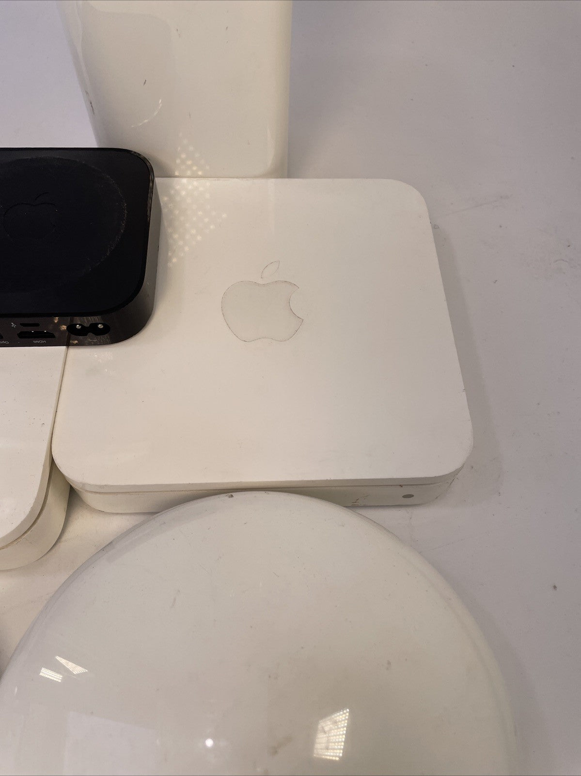 Lot of 7 x Apple Wireless Product Bundle 2 x A1034 A1355 A1378 A1521 A1393 A1354