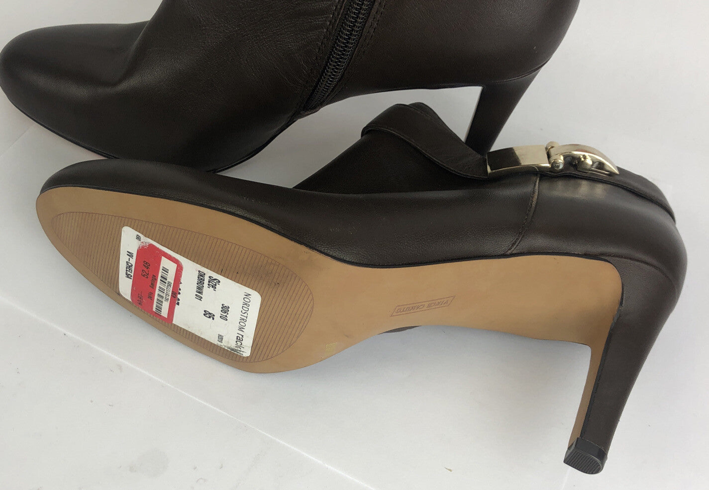 Vince Camuto High Heeled Shoes Brown w / Gold  Zipper Buckle Women’s Size 8.5M