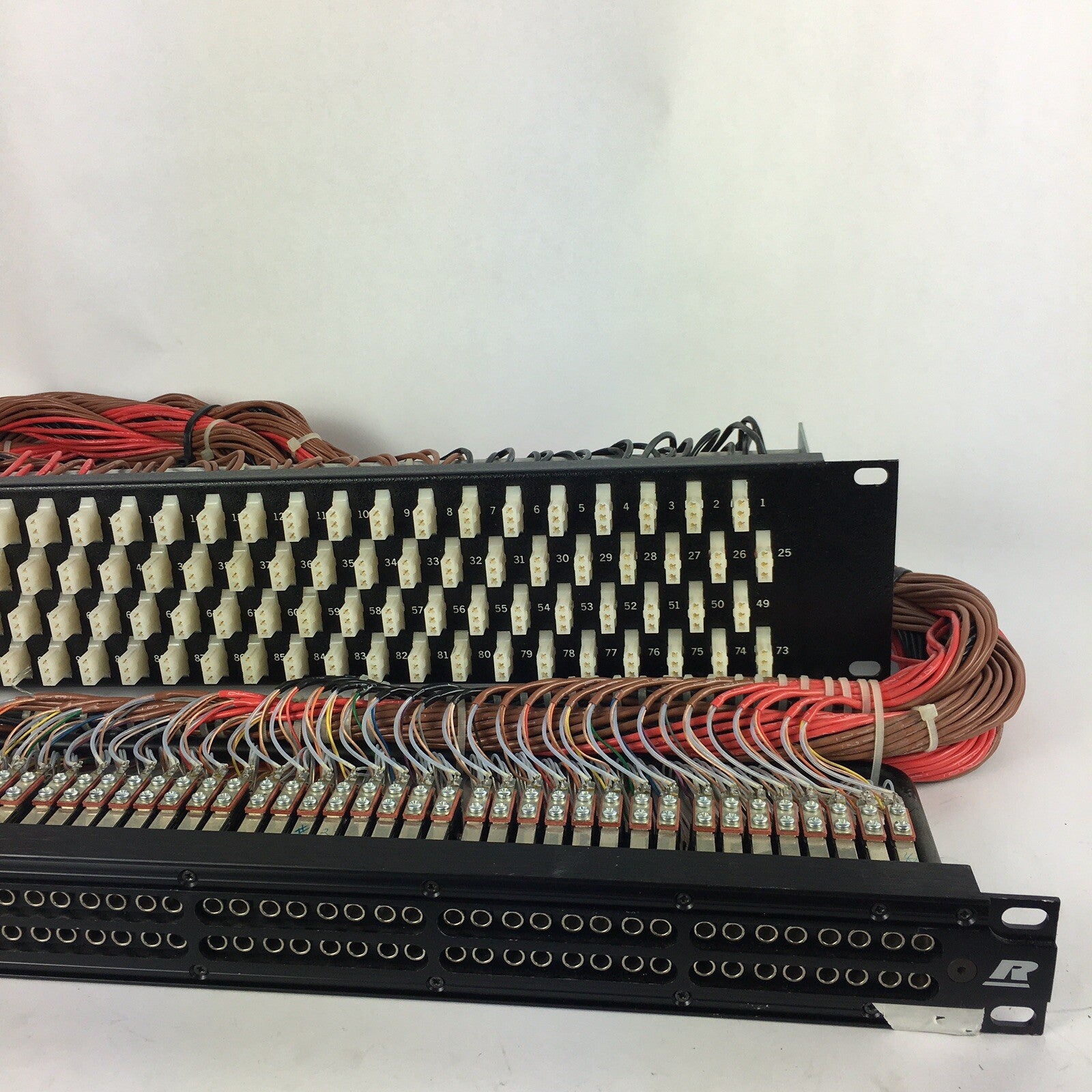 Rean Neutrik FN BLACK TT Bantam 96 Point Patch Bay Wired e3 panel 96 connectors 