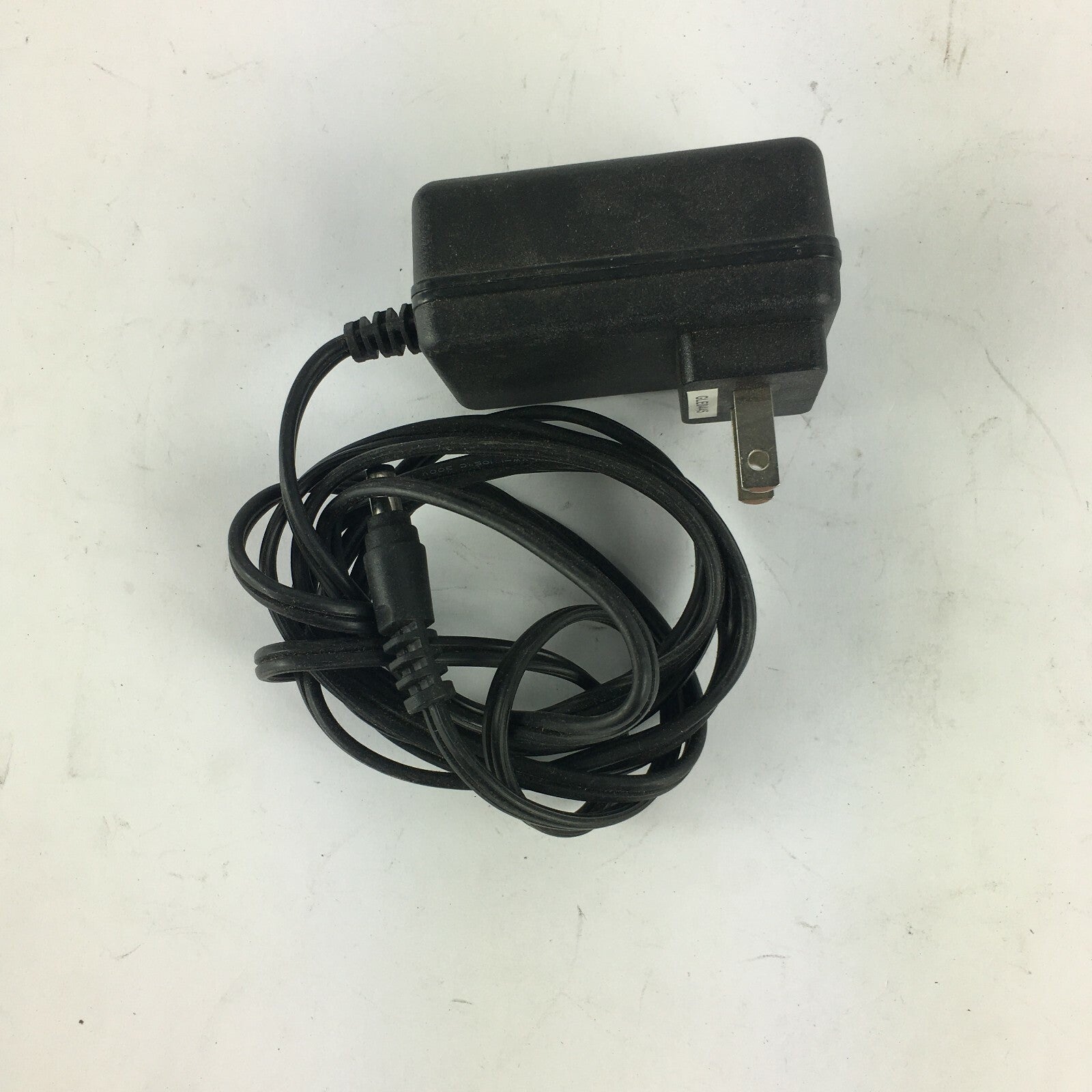 Genuine Linksys AD5/2.5C Output 5.0V 2.6A Power Supply Adapter A55 