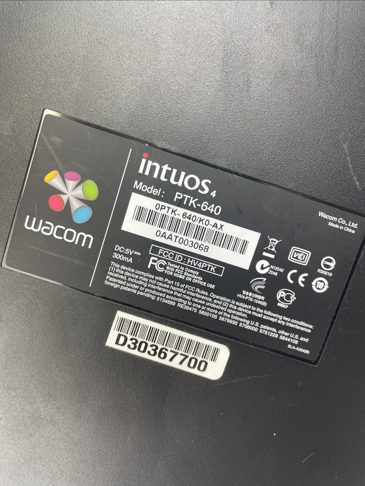 Wacom Intuos4 PTK640 Medium Pen Tablet RFB Digital Drawing Pad No Pen or Charger