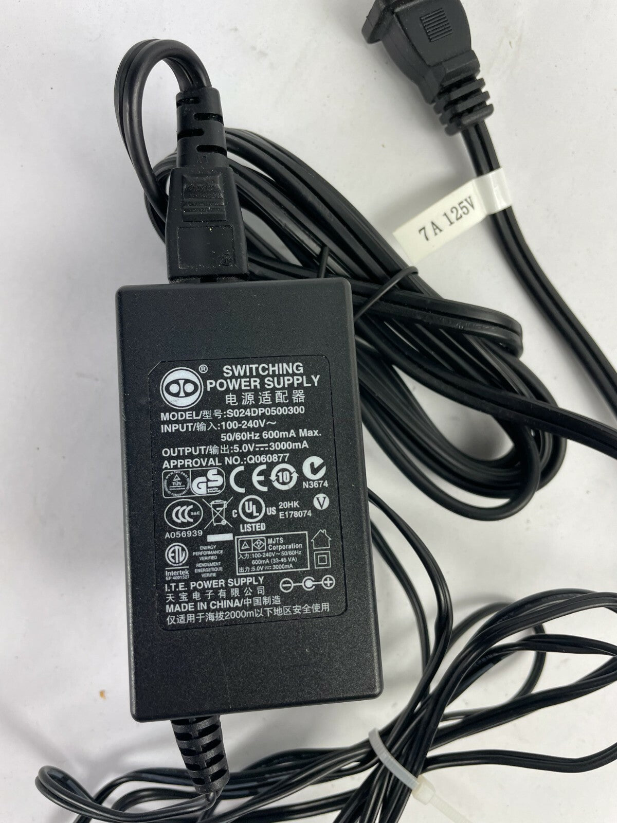 Genuine Ac Adapter S024DP0500300 Output 5 V 3 A Power Supply Adapter A92