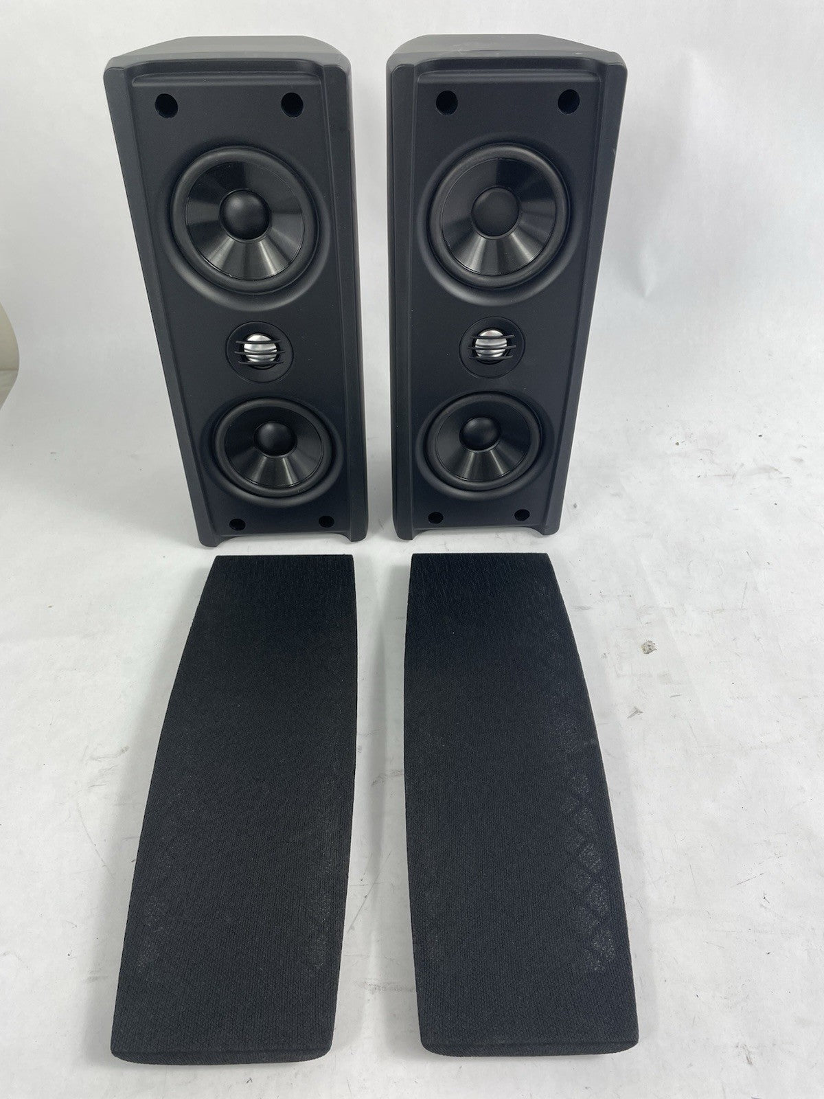 Polycom model 2665-52716-002 Studio Series Mountable Bookshelves Speakers