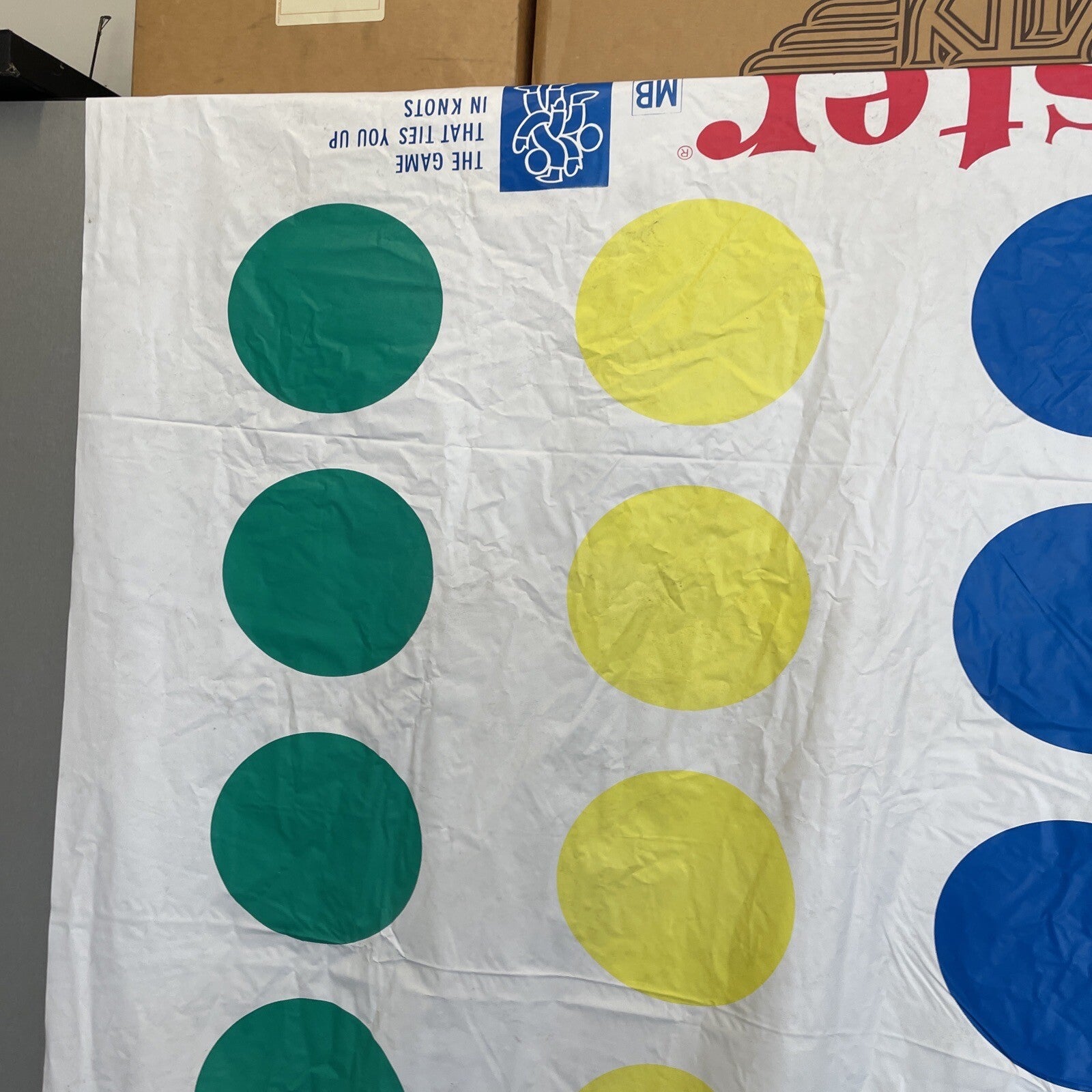 Vintage Twister Milton Bradley 4645 Game USA -  1986 Game that Ties You in Knots