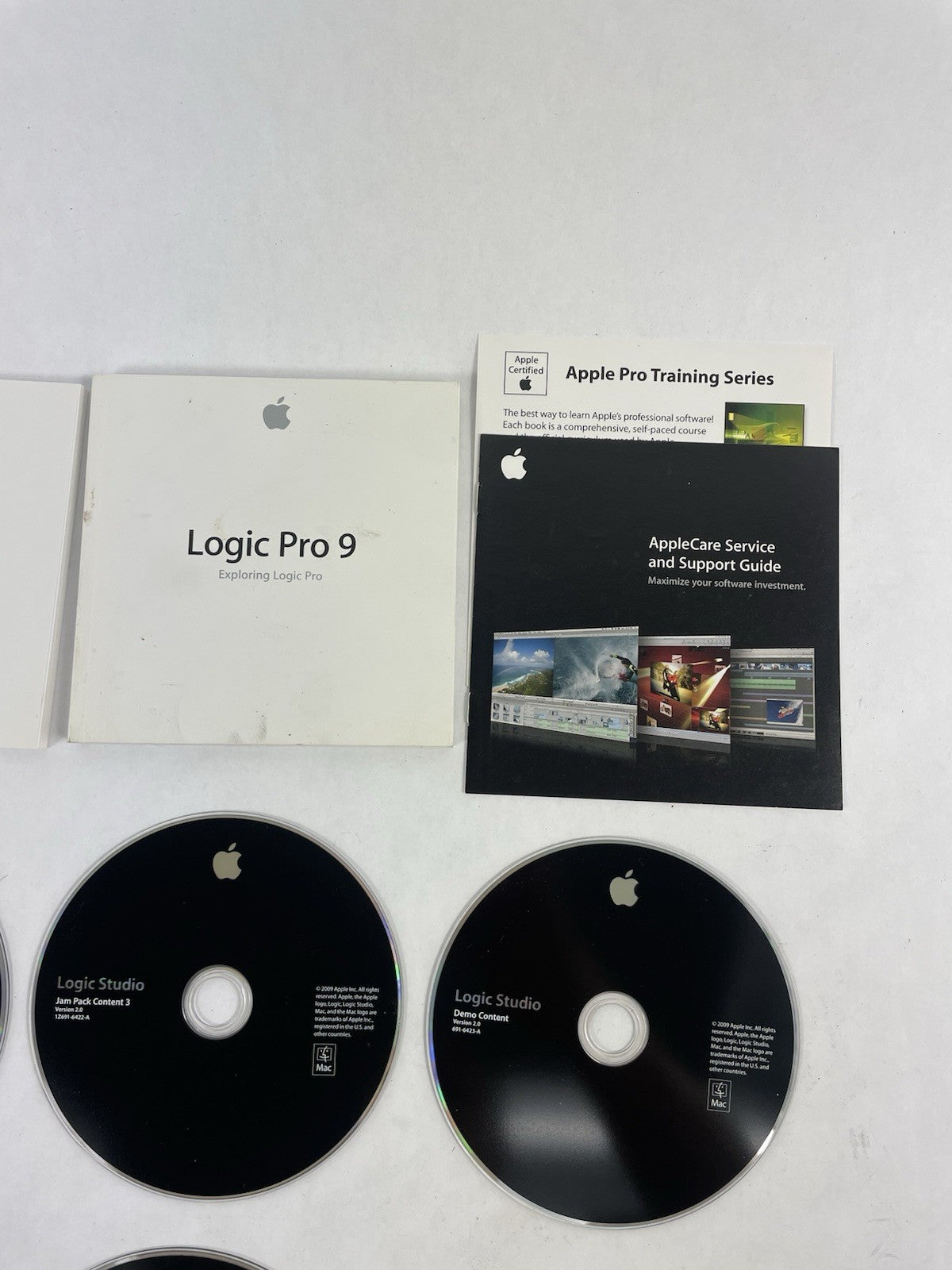 Apple Logic Studio V2.0 Academic (MB800Z/A) w/2 Licenses