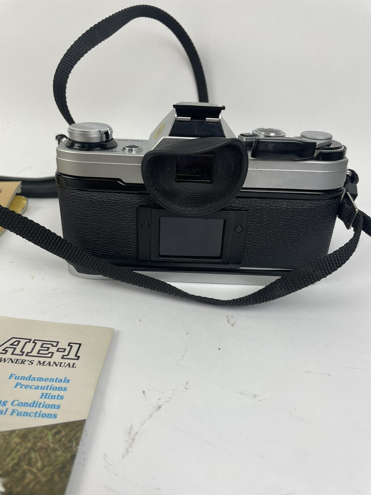 Canon AE-1 35mm film camera w/ Canon FD 50mm 1:1.8 Lens Lense