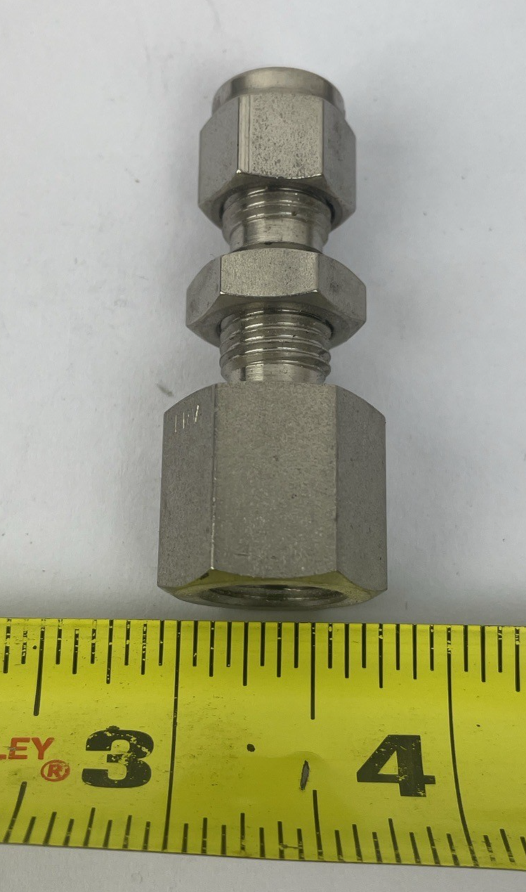 2 x Swagelok SS-400-71-2 SST Fitting, Female Bulkhead- LOOK