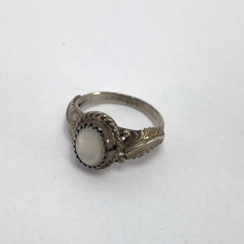 Navajo Native American Mother of Pearl 925 Sterling Silver Ring Size 5 Vintage