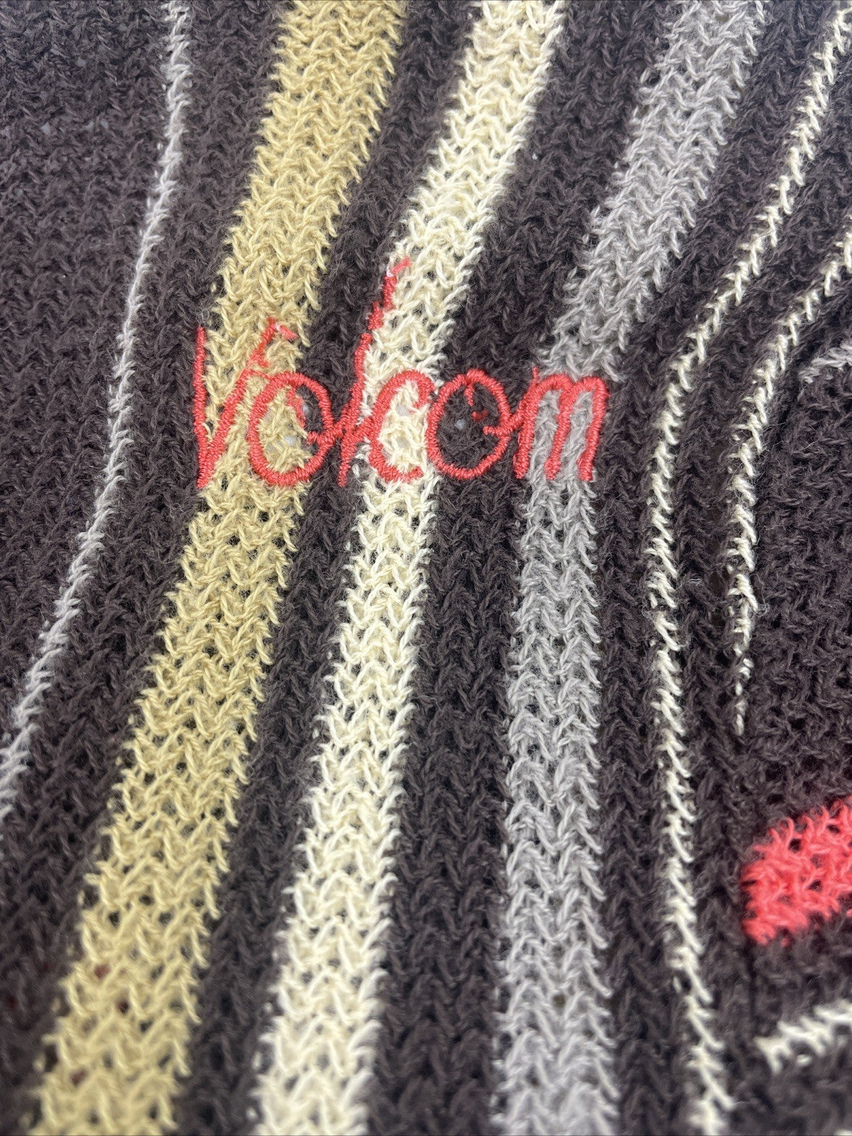 Y2K Volcom Multicolor Sweater Surfer Girl V Neck Size S Pattern Knit Sweater