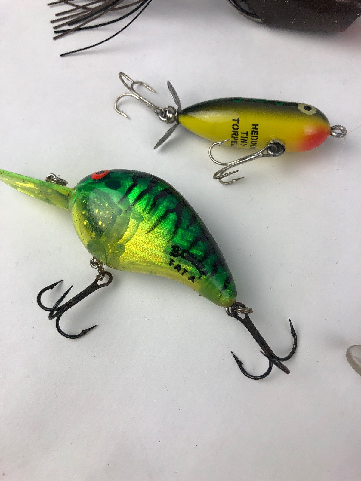 Heddon Tiny Torpedo Bullfrog 1 7/8-inch topwater lure with 10-piece fishing tackle bundle
