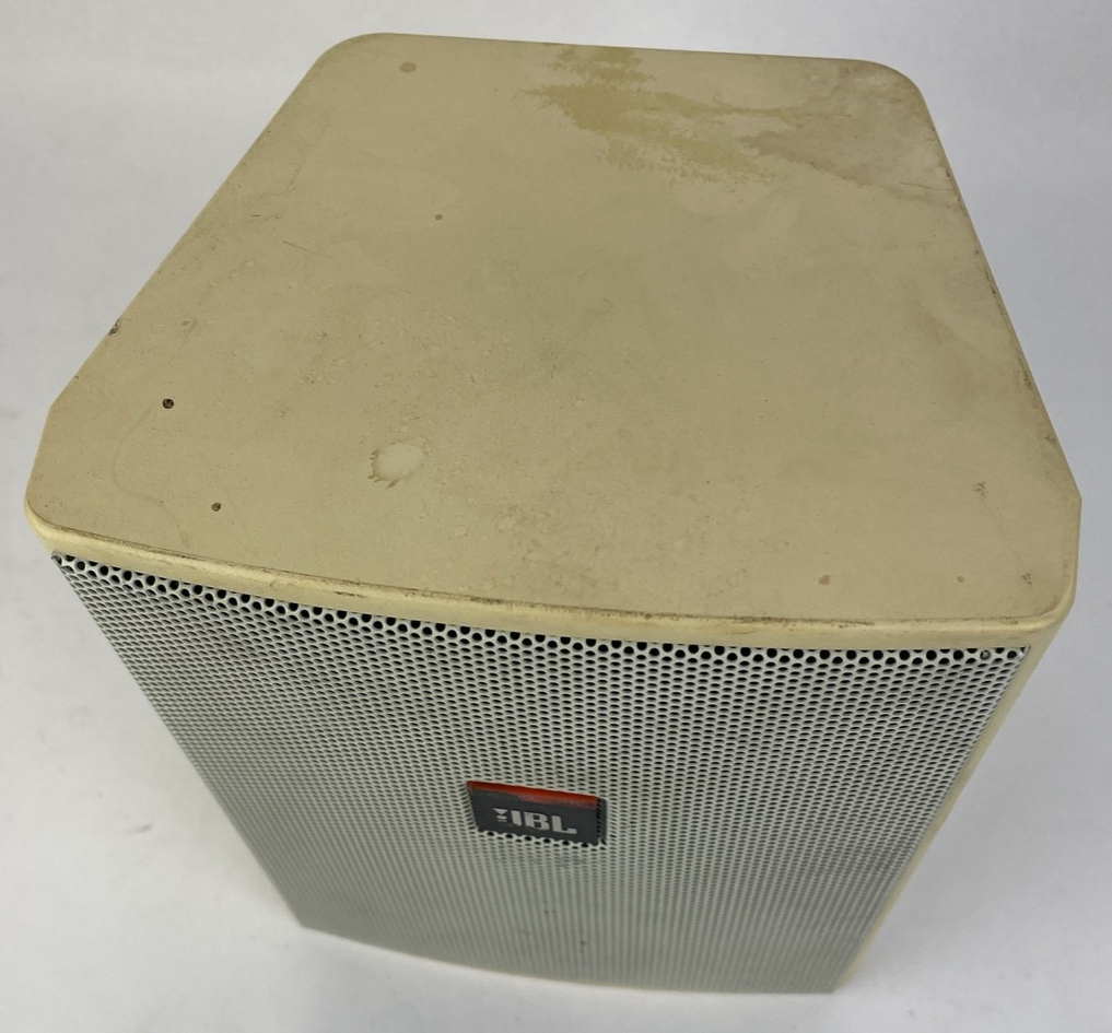 JBL Control 25AV  Speaker Shielded Indoor/outdoor with Mounting Bracket