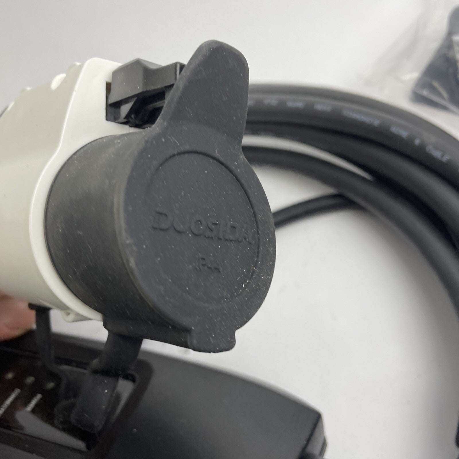 NOS ZenCar Level 2 EV Charger 240V NEMA 15-30 Plug for Ford Fusion with Case