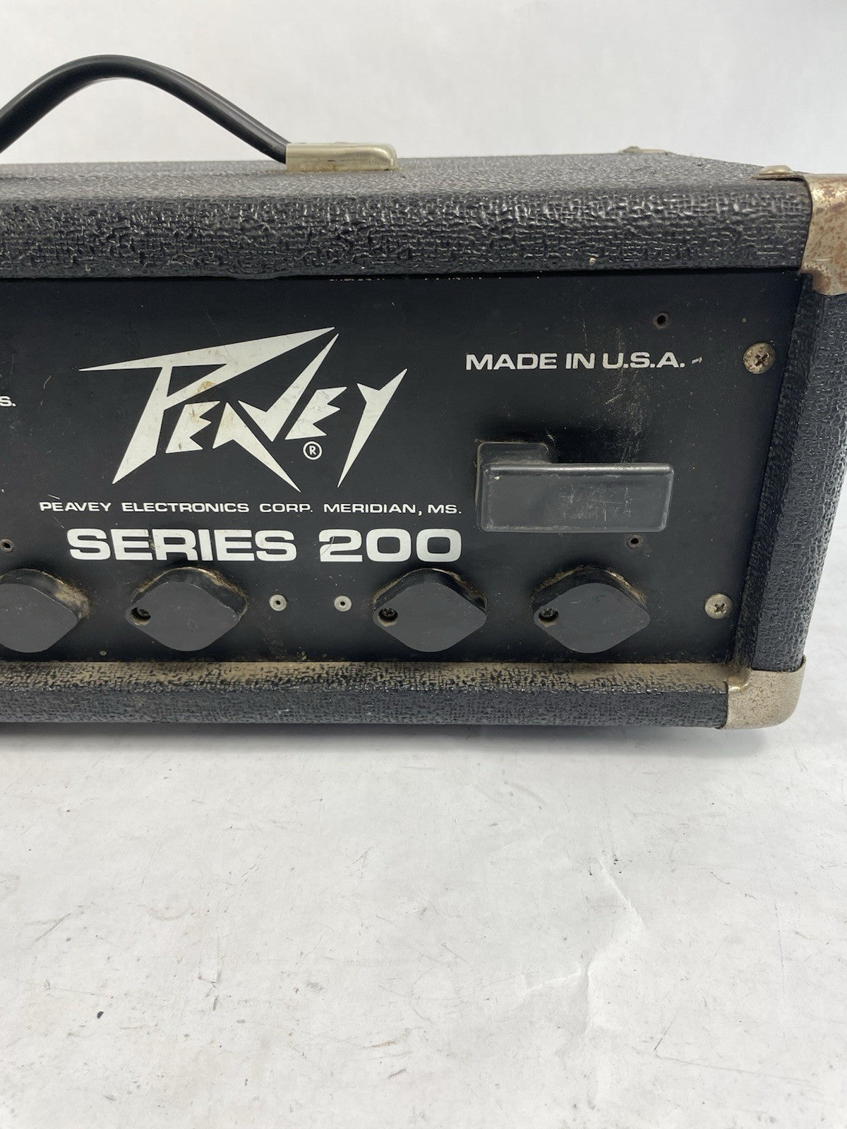PEAVEY STANDARD PA MIXER- AMP PA 200