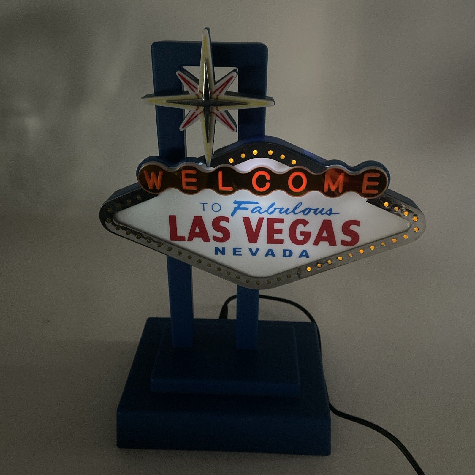 Vtg Welcome to Fabulous Las Vegas Nevada Bar Decor Sign with Flashing Lights 12"