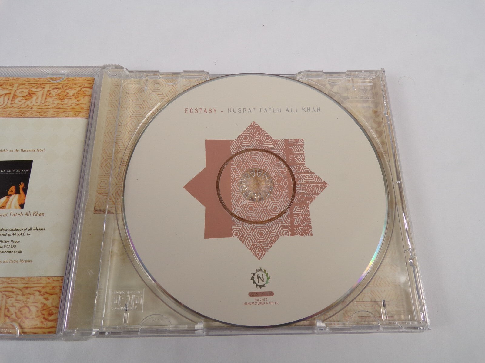 Ecstasy Nusrat Fateh Ali Khan Allah Hu Allah Hu Allah Hu Man Kun To MaulA CD#60