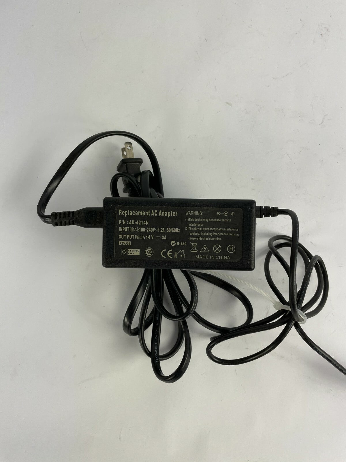 Genuine Ac Adapter AD-4214N Output 14 V 3 A Power Supply Adapter A60