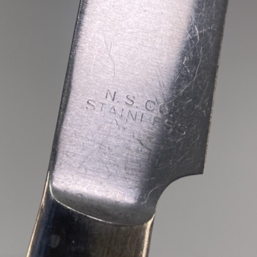 Vintage National Stainless N.S. Co.  5  Dinner Knives Flower Glossy - Japan Made