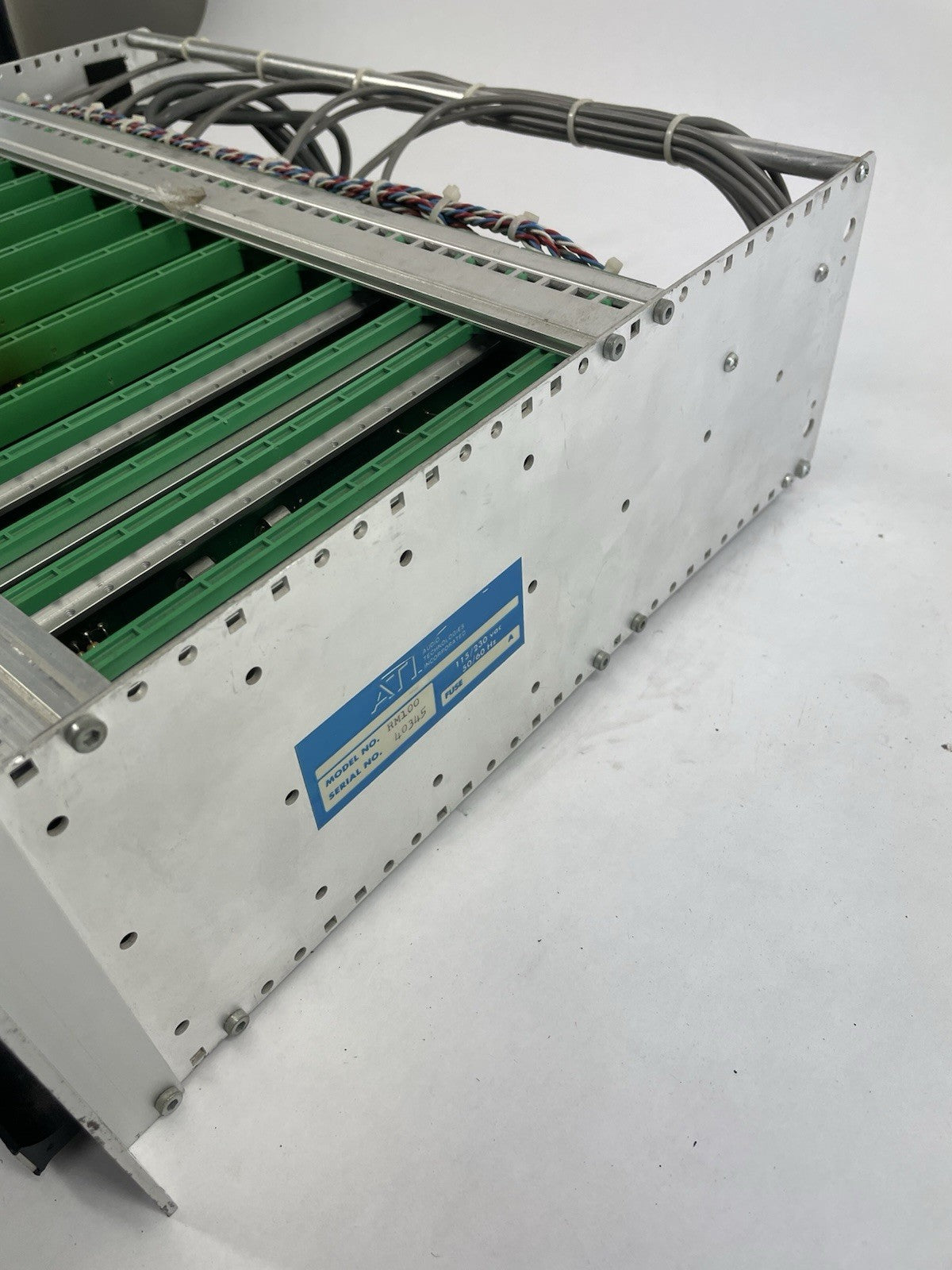 ATI Audio Technologies RM100 Amplifier Rack w/10x MDA-100/2x PS-100 Modules
