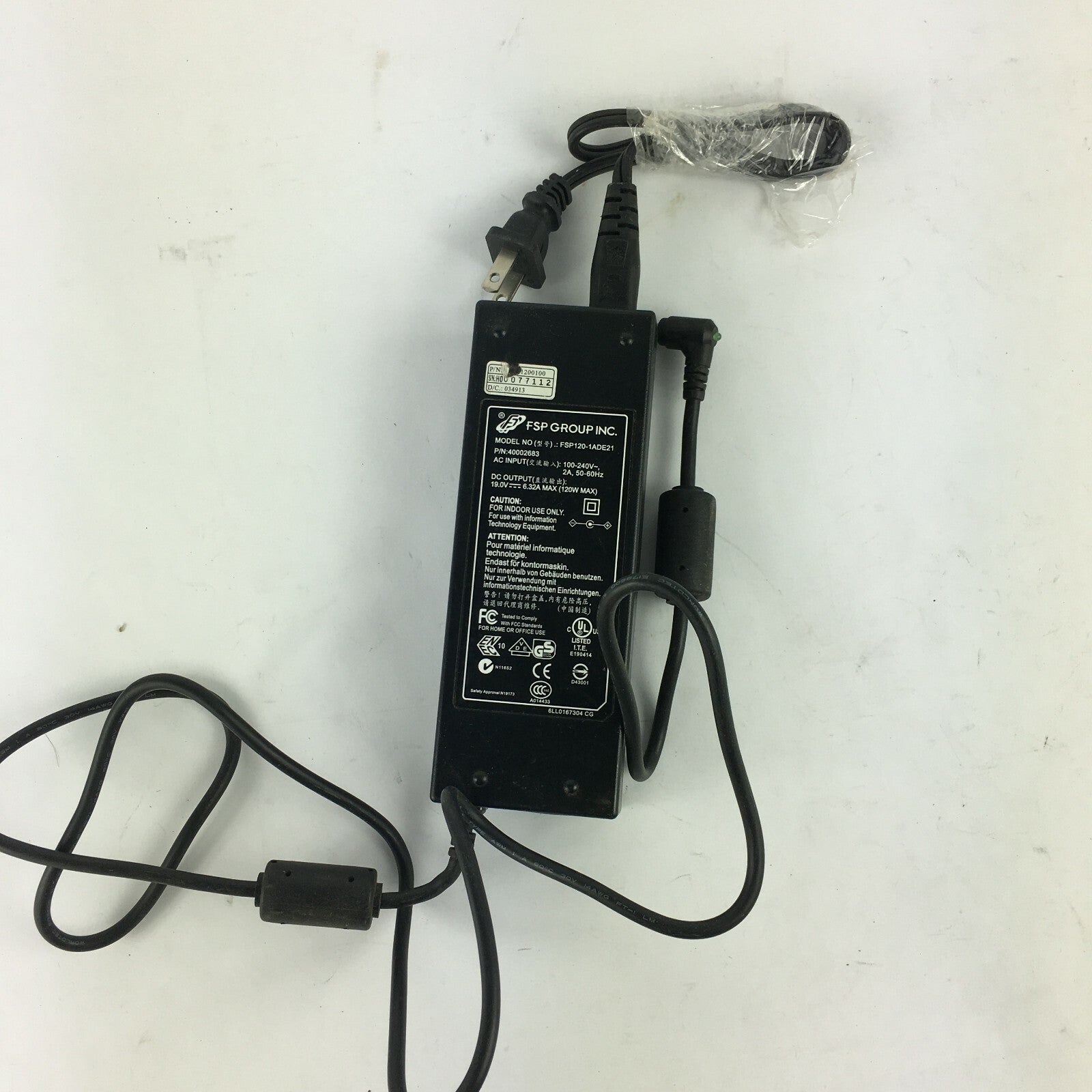 Genuine FSP FSP120-1ADE21 Output 19.0V 6.32A Power Supply Adapter A54