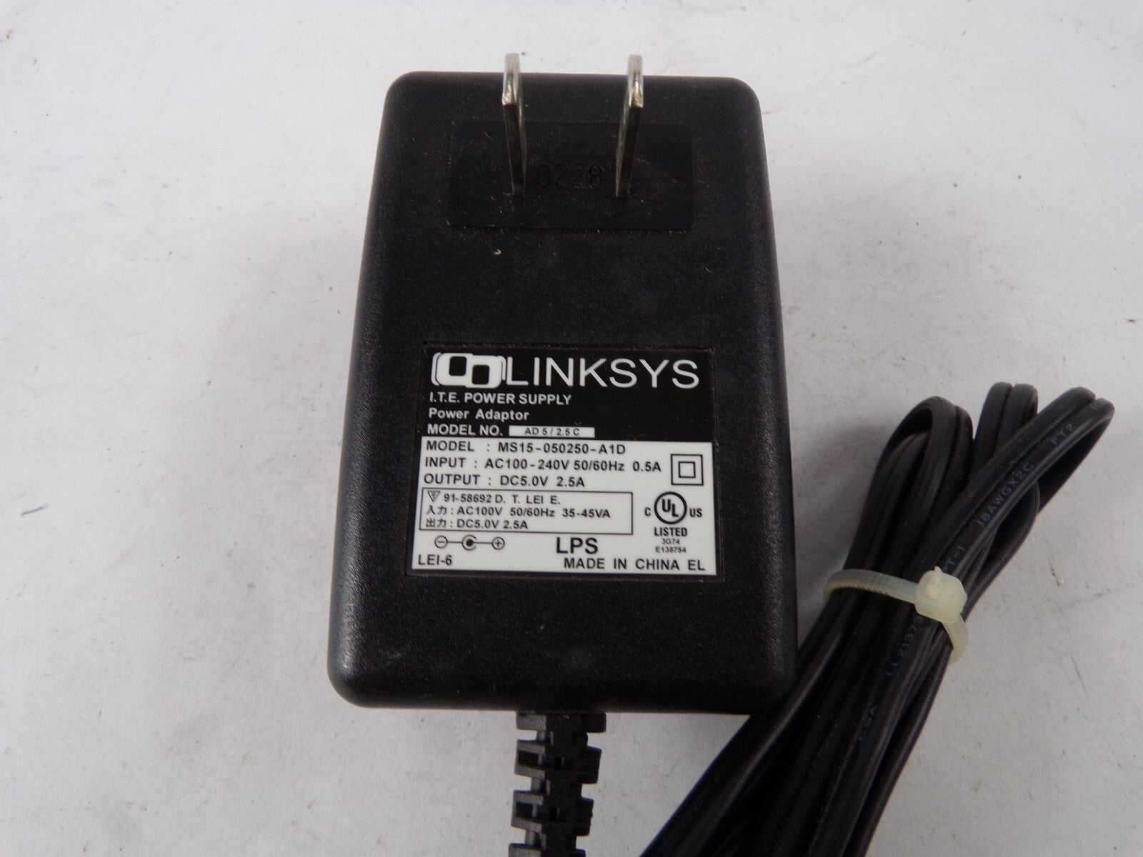 Genuine Linksys MS15-05250-A1D Output 5 V 2.5 A Power Supply Adapter A55