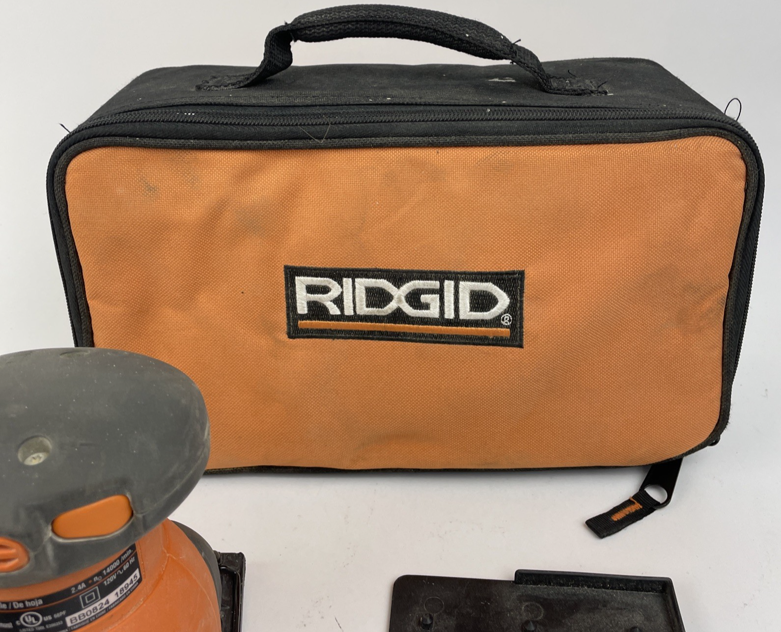 💥RIDGID R2500 CORDED ELECTRIC 1/4 SHEET SANDER 120V w/ Soft CASE