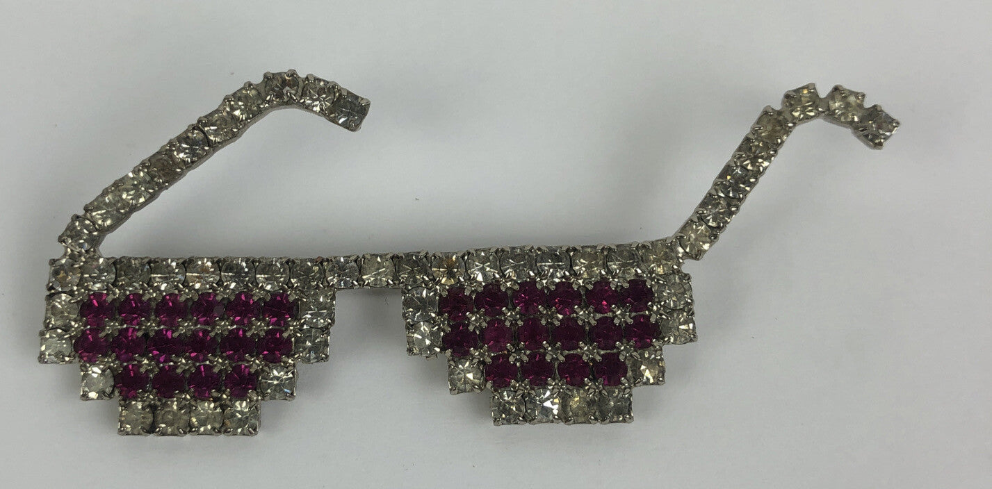 Vintage Dorothy Bauer Pink and White Rhinestone Sunglasses Brooch Lapel Pin LOOK