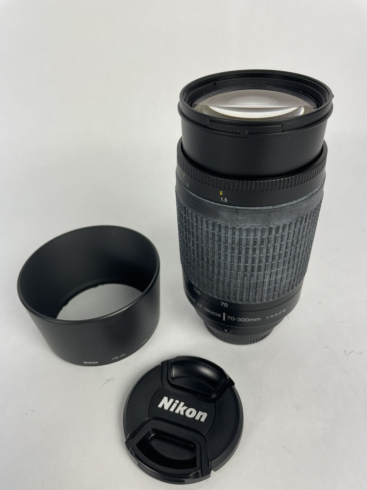 Nikon AF Nikkor 70-300mm 1:/4 - 5.6 ED Auto Focus SLR Camera Lens