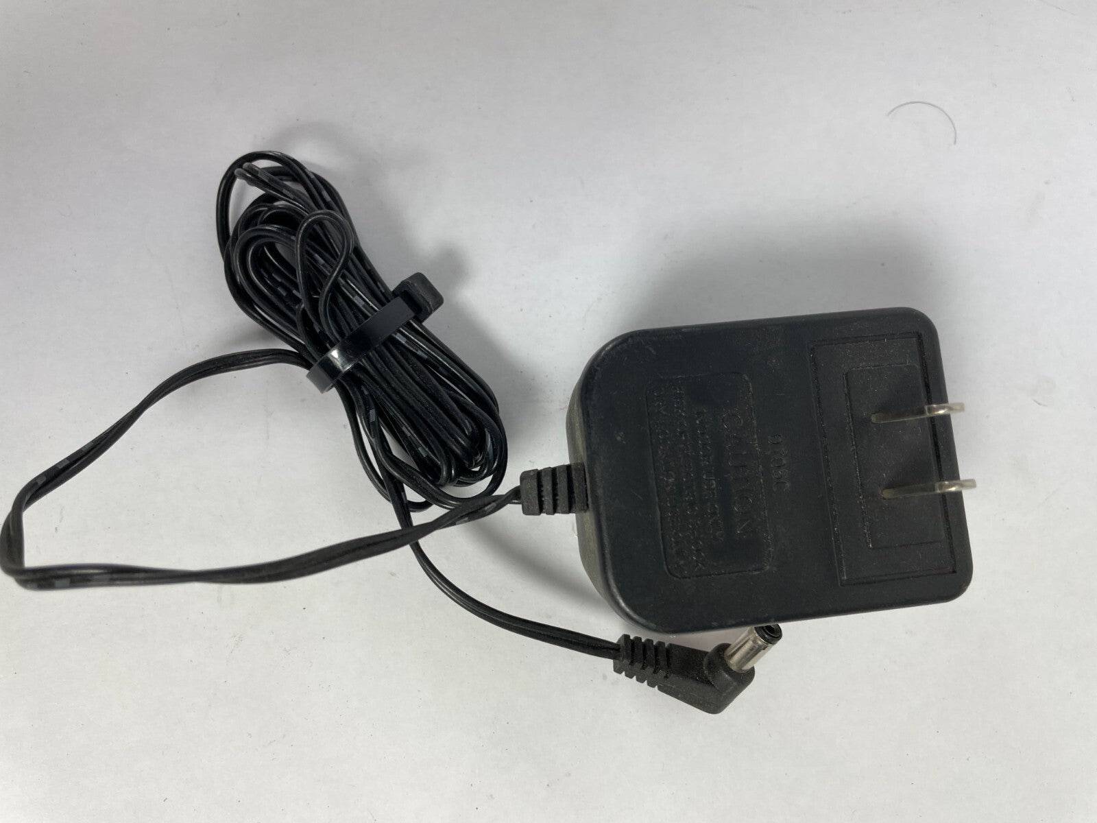 Genuine Linksys D12-50 Adapter Output 12 V 500mA Power Supply Adapter A53
