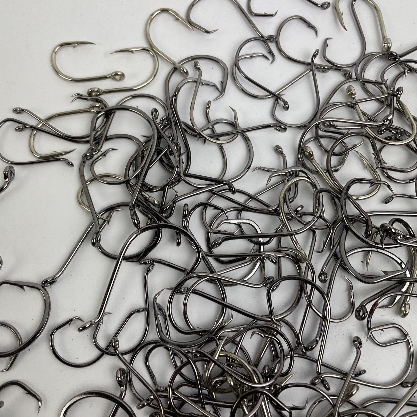 100 + Super Strong GT black nickel 2X SSW Cutting Point Octopus Hooks Asst Sizes