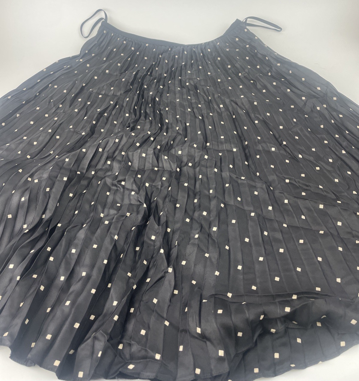 DKNY Petite Women's Silk Square Dot Print Mini Skirt w Matching Top Sz 2 Petite