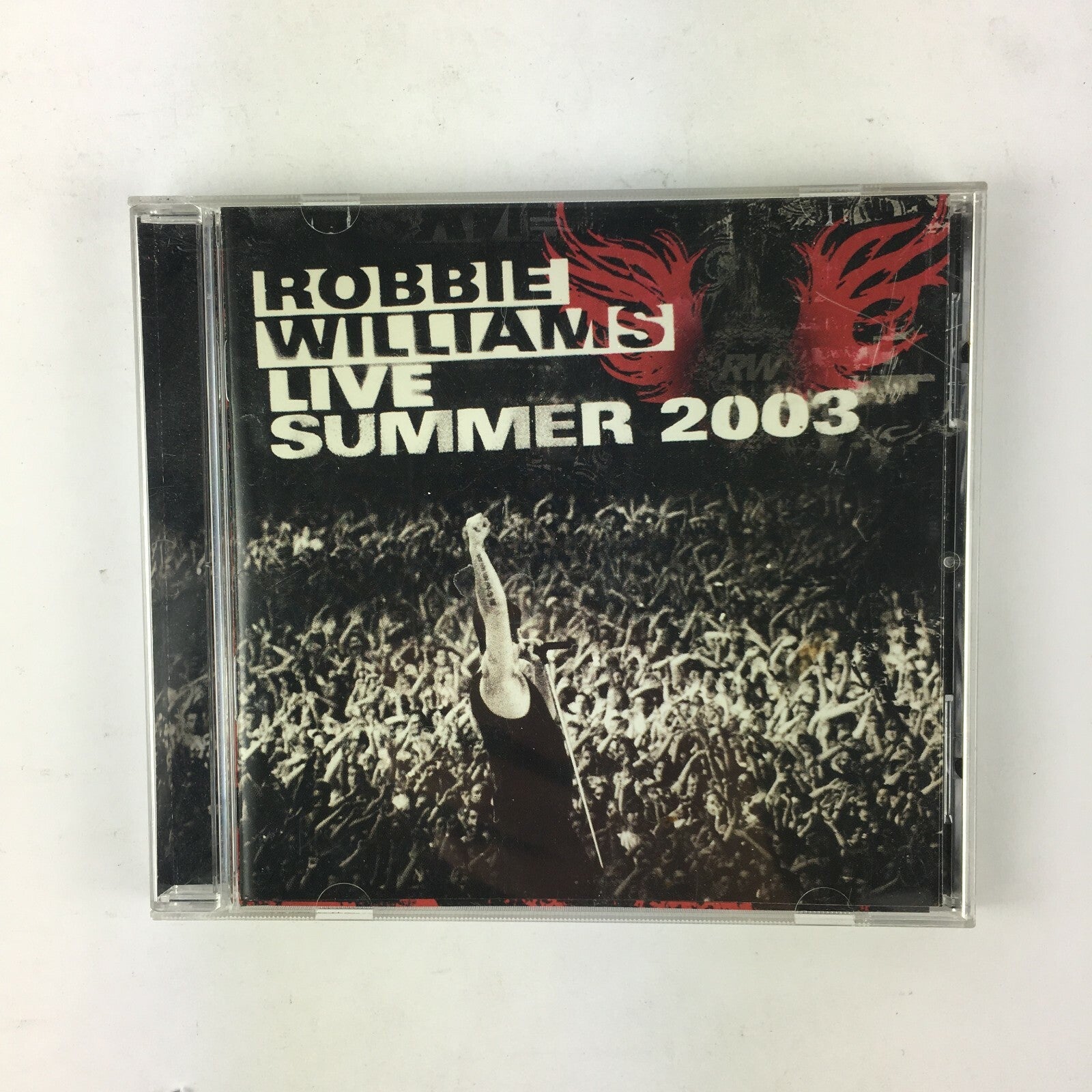 Robbie Willims Live Summer 2003 Music Let Me Entertain You ,We Will Rock You 