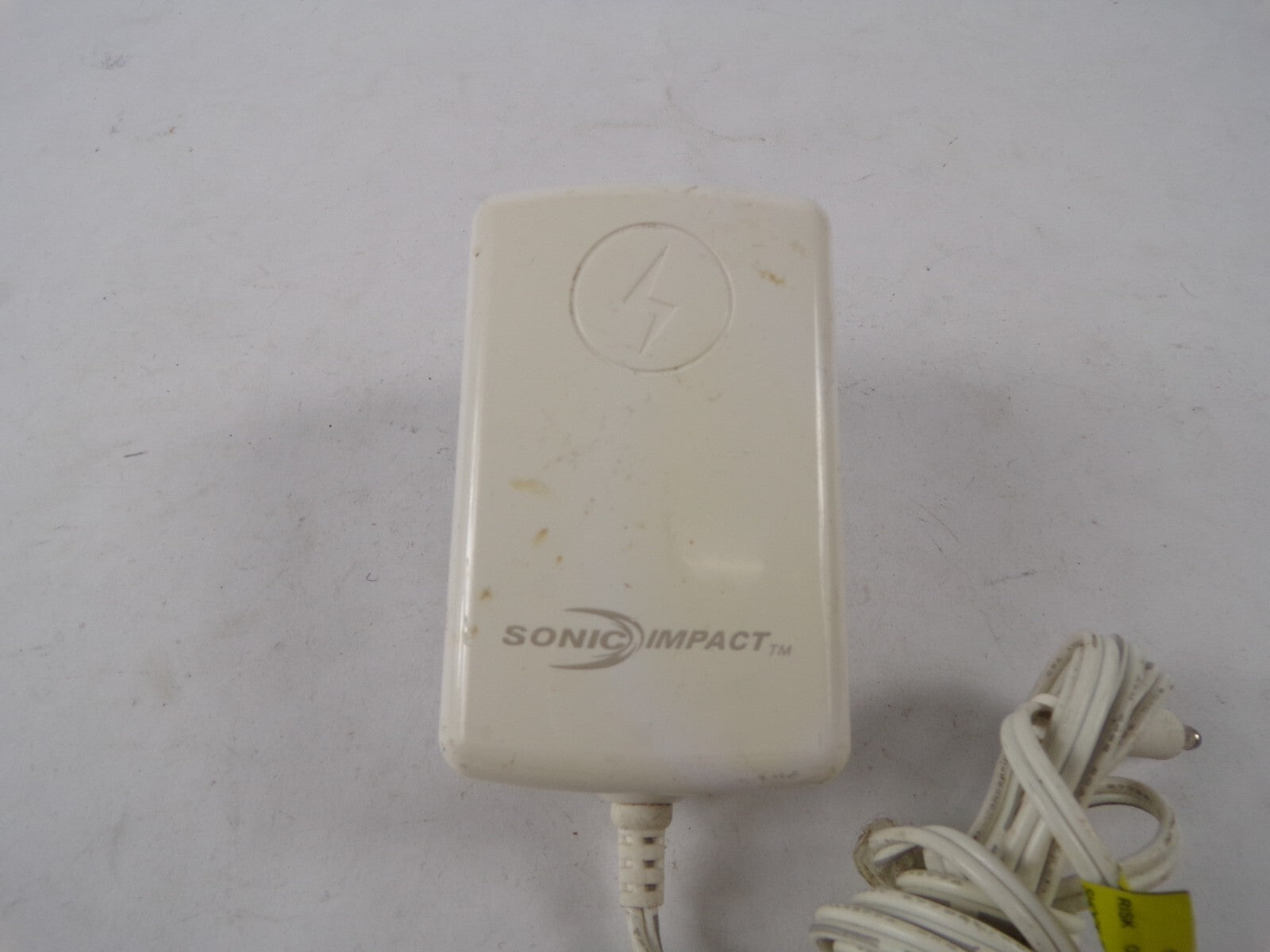 Genuine Switching Mode Power FM060015-US Output 6V 1A A Power Supply Adapter A85