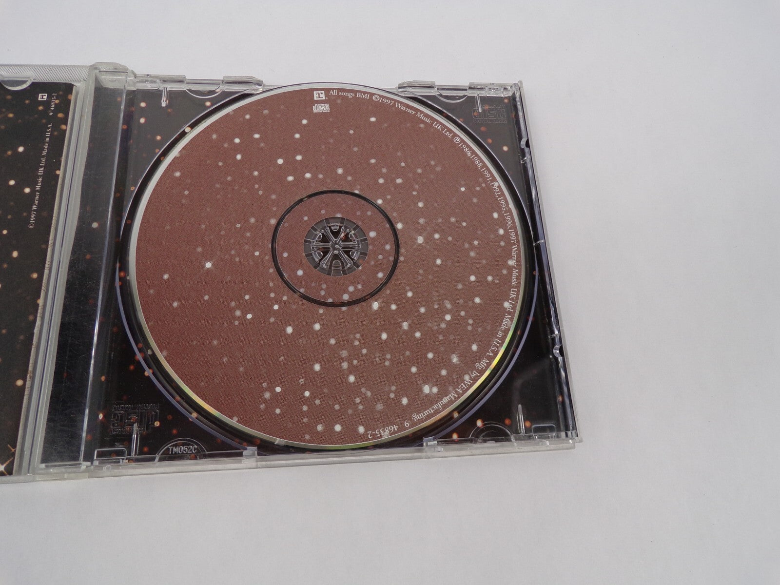 Paint The Sky With Stars The Best Of Enya Orinoco Flow Caribbean Blue Book CD#63