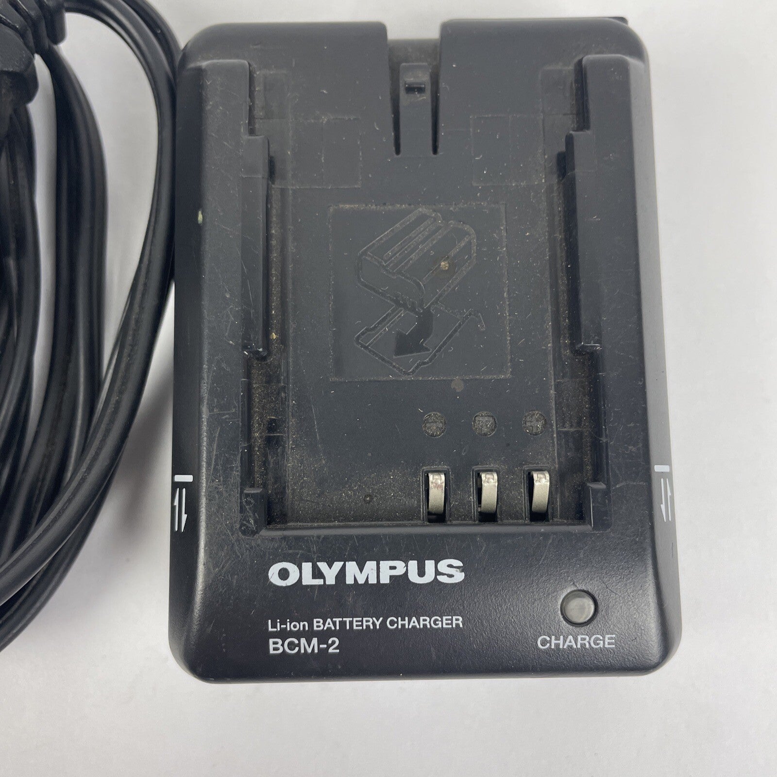 Genuine Original Olympus BCM-2 PS-BLM1 Battery Charger for E-300 E-500 Camera