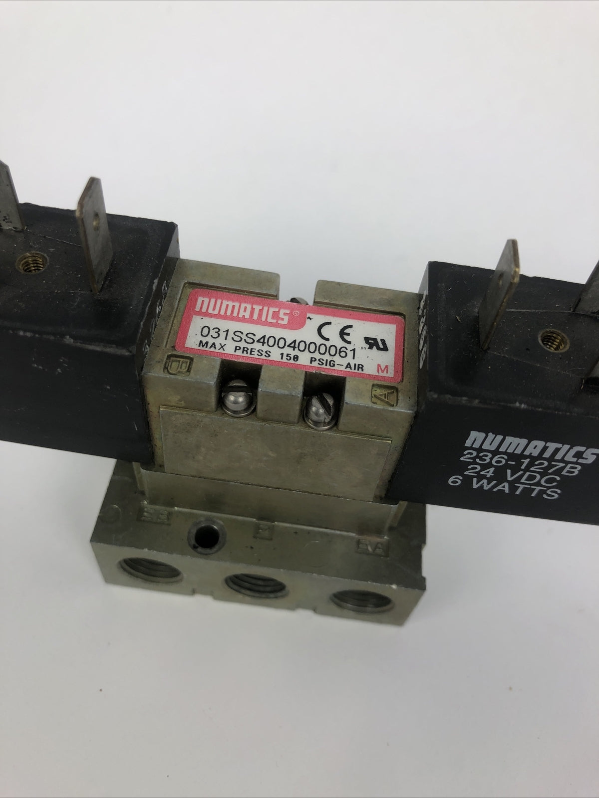 NUMATICS PNEUMATIC VALVE 031SS4004000061. W 2 x 236-127B - FSTSHP