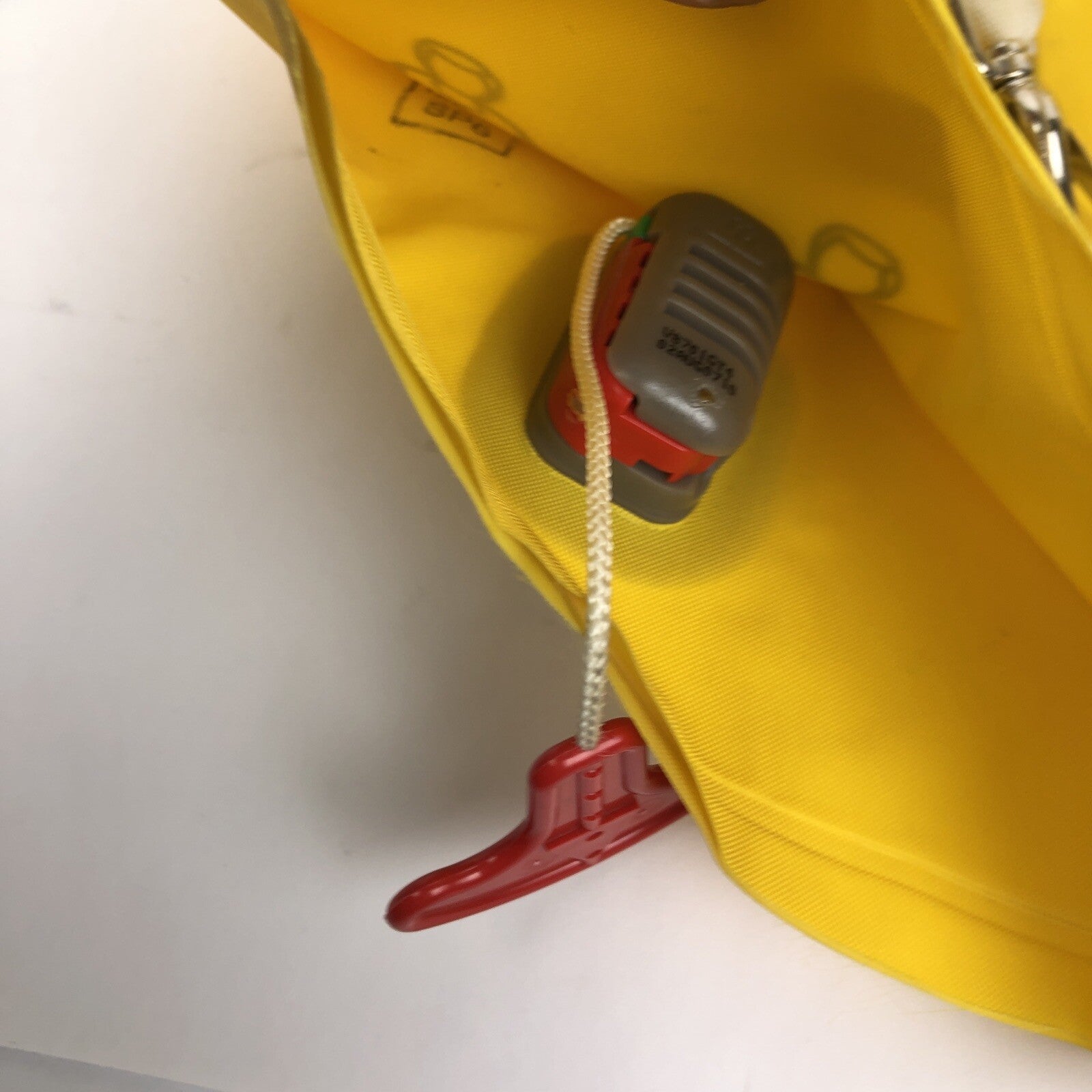 Life Preserver Switlik Parachute Co. Co2 or Self Inflatable Model AV-35A - LOOK