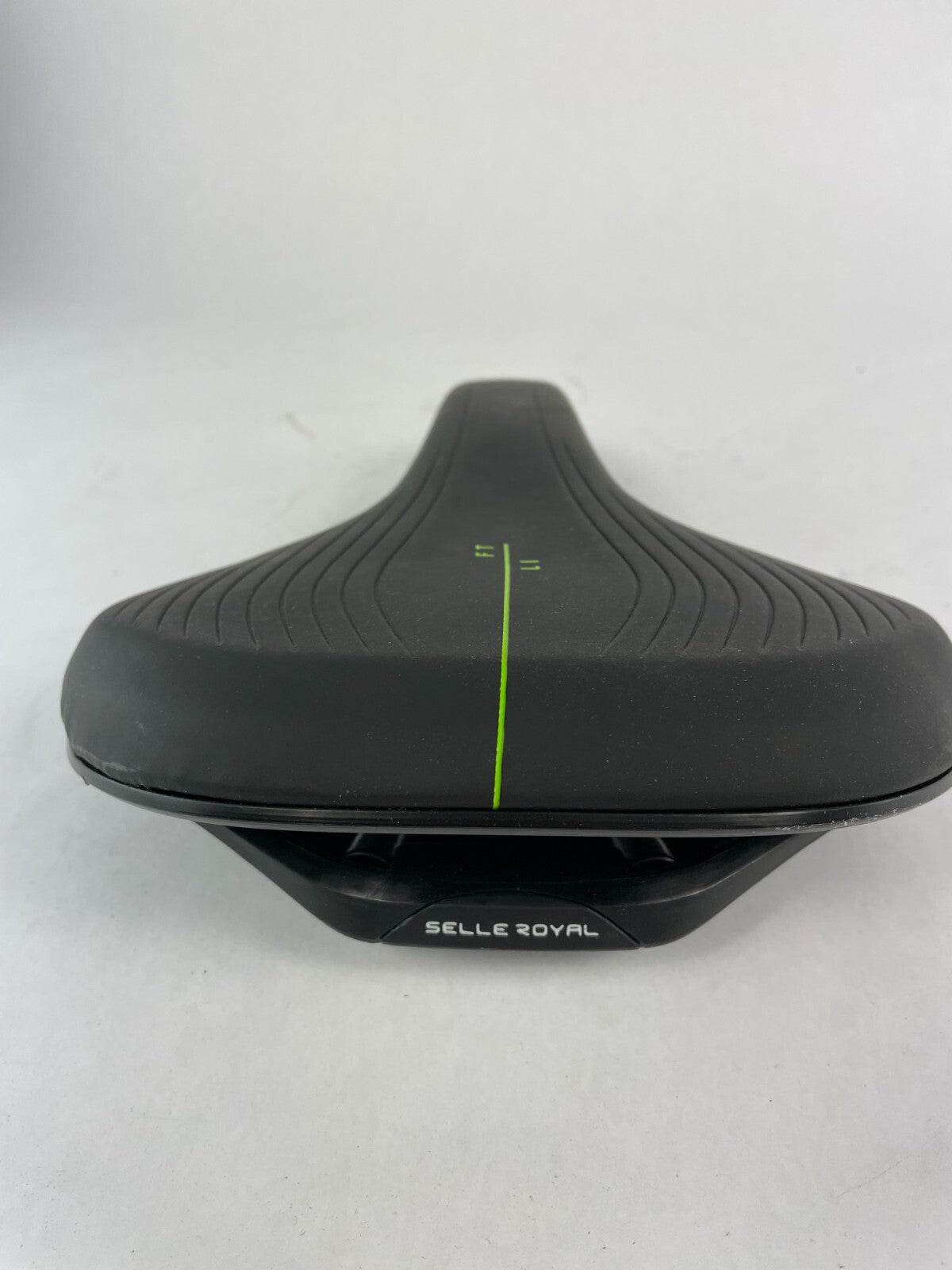 Selle Royal Explora Athletic Cycling Super Comfortable Bike Seat Black