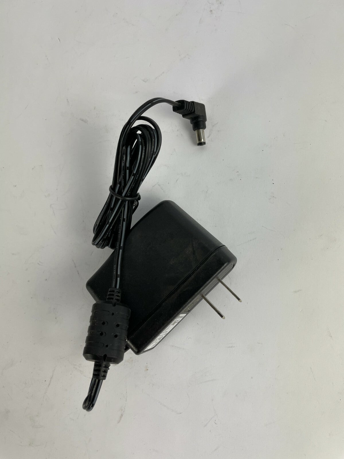 Genuine Jentec CF1805-B Output 5 V 3 A Power Supply Adapter A60