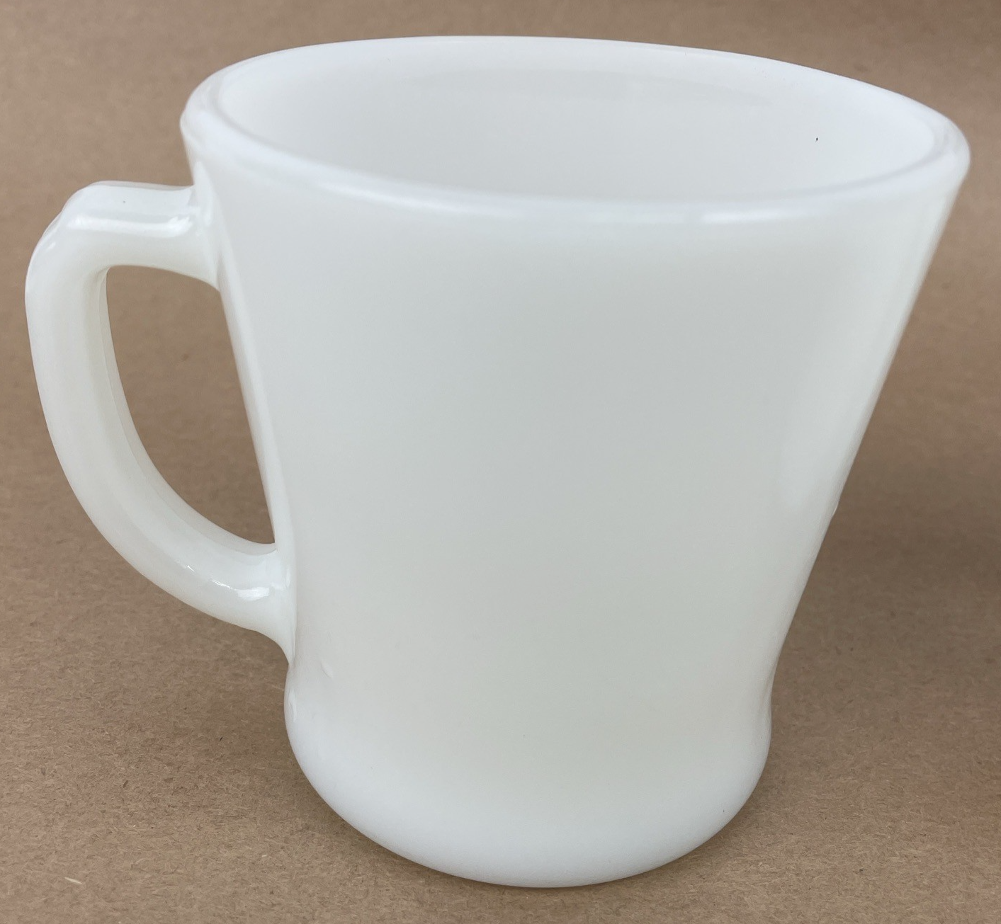 2 x Anchor Hocking Milk Glass D-Handle Oven Proof 14-1212 Coffee Mug Made In USA