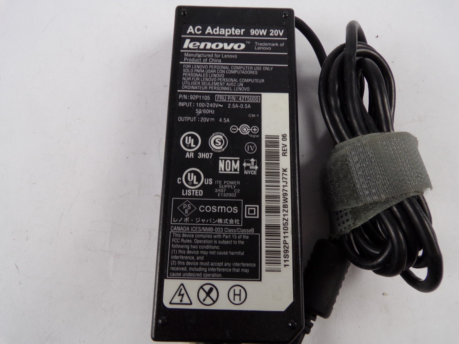 Genuine Lenovo AC Adapter 92P1105 Output 20 V 4.5 A Power Supply Adapter A00