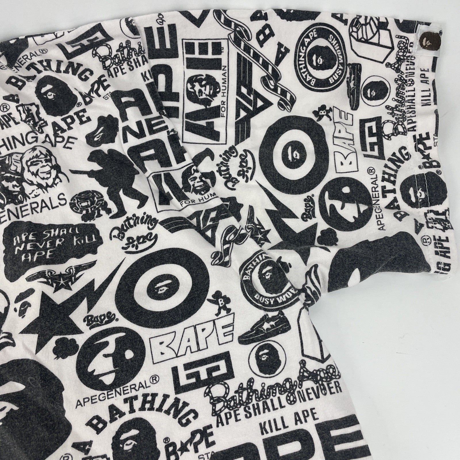 A Bathing Ape BAPE Men's All Over Graphic Logo Crew Neck Short Sleeve T-Shirt L